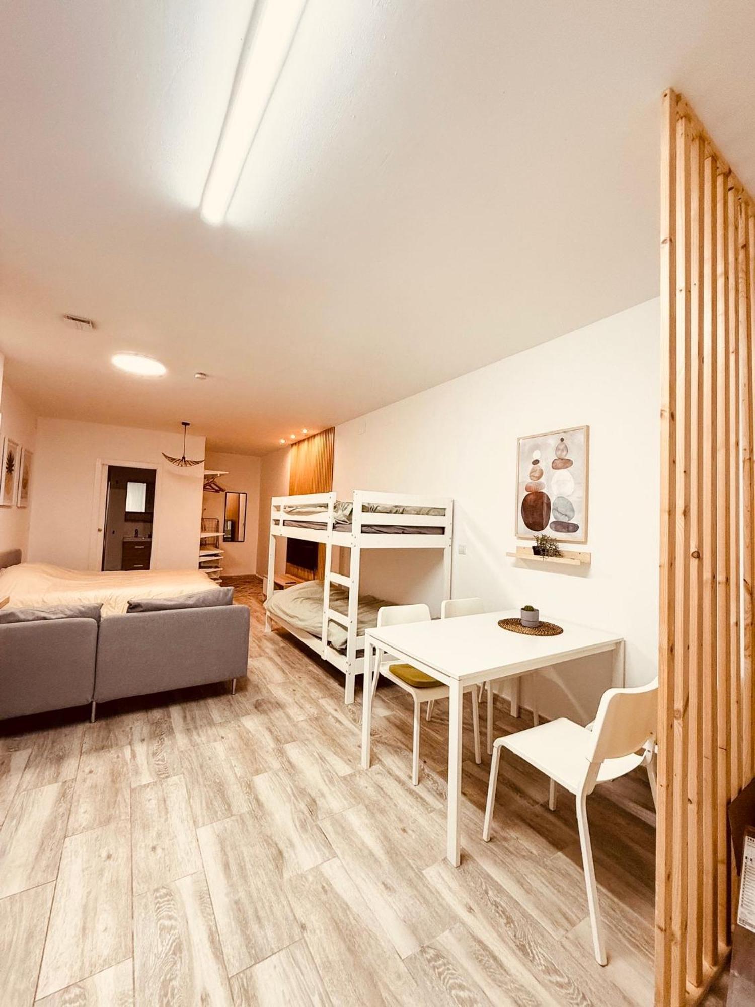 מאלגה El Apartamentito De Zamarrilla Parking Gratis Incluido מראה חיצוני תמונה