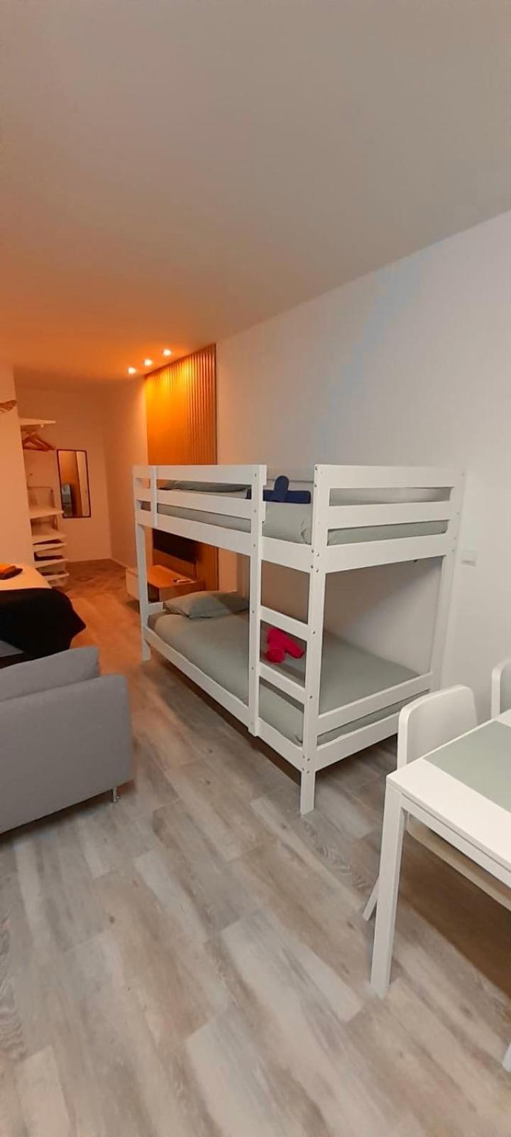 מאלגה El Apartamentito De Zamarrilla Parking Gratis Incluido מראה חיצוני תמונה
